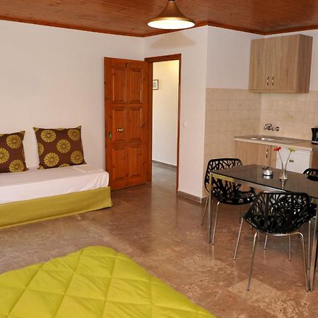 Anna Apartments コントカリ 部屋 写真
